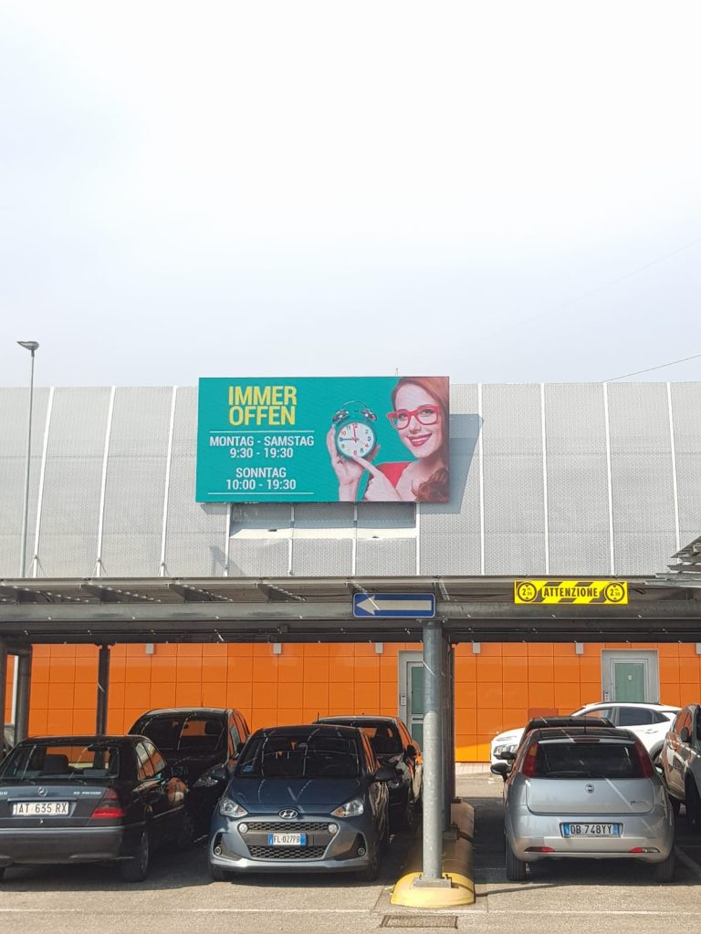 LedWall da esterno su parete