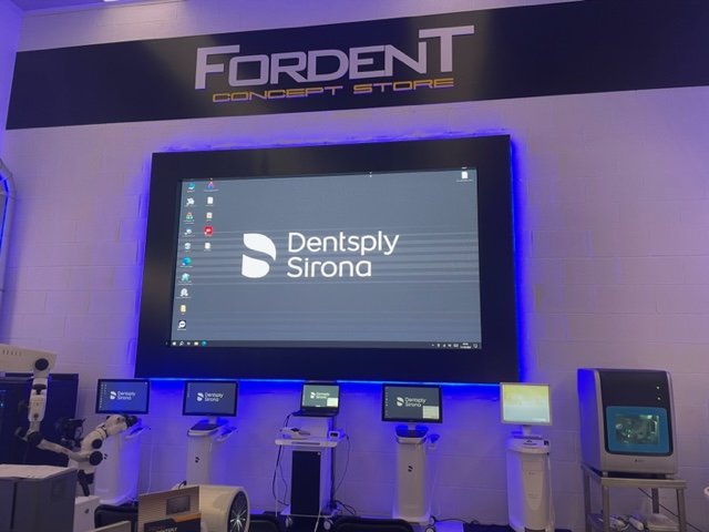 LedWall da interno studio dentistico Fordent