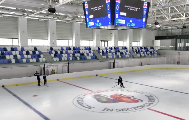Patinoar-sector-4 Cubo led Hockey Berceni Bucharest, Romania