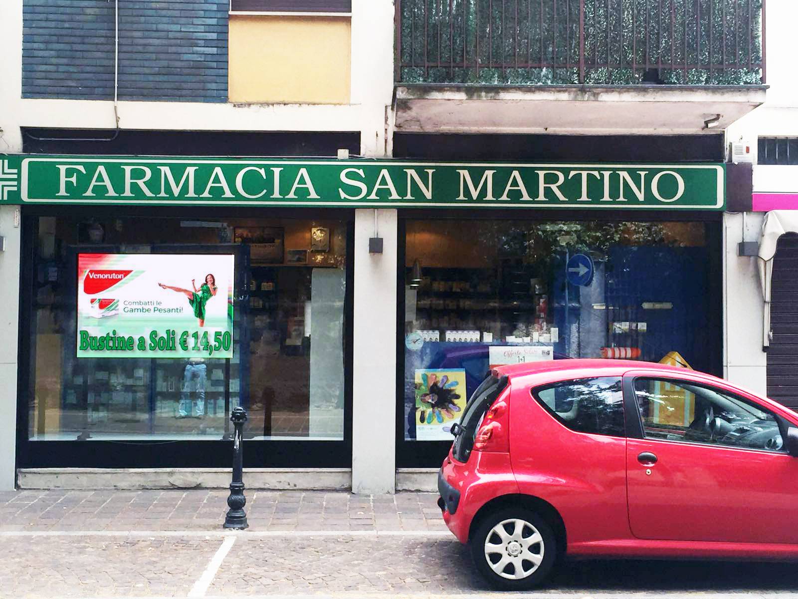 pannello digitale farmacia