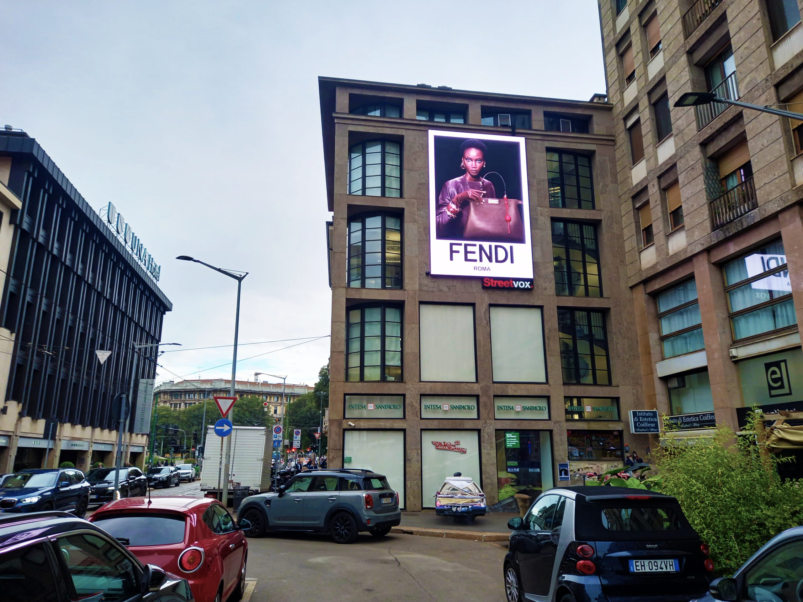 WhatsApp Image 2024-09-23 at 12.44.24 ledwall outdoor Milano | MacroPiX