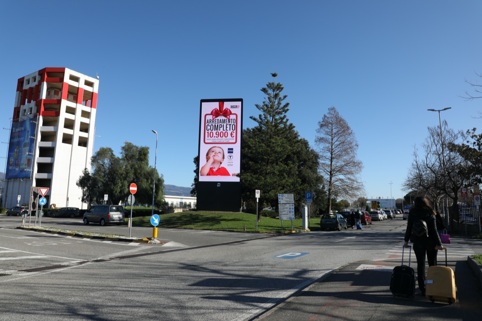 LedWall esterno Aeroporto Lamezia