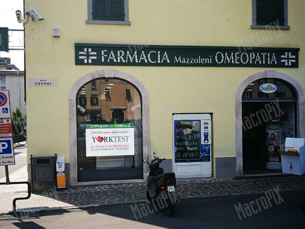 led display per farmacie Mazzoleni